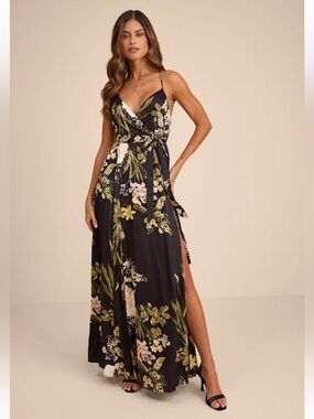 NWT Lulus Still the One Black Floral Print Satin Maxi Dress Size Medium Evening